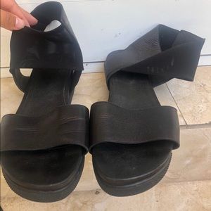 EILEEN FISHER platform sandals